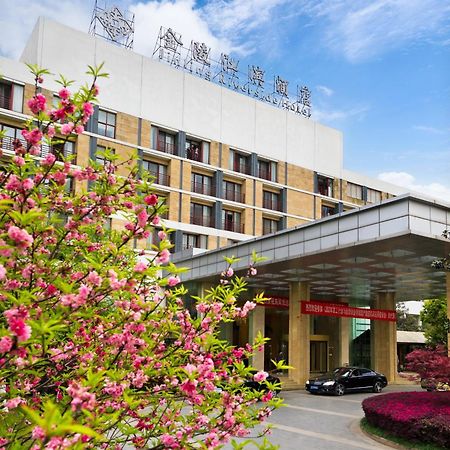 Jinling Riverside Hotel Nanjing  Exterior photo
