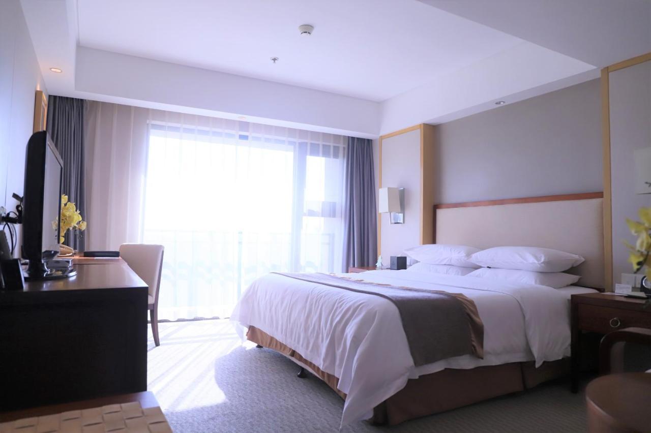 Jinling Riverside Hotel Nanjing  Exterior photo