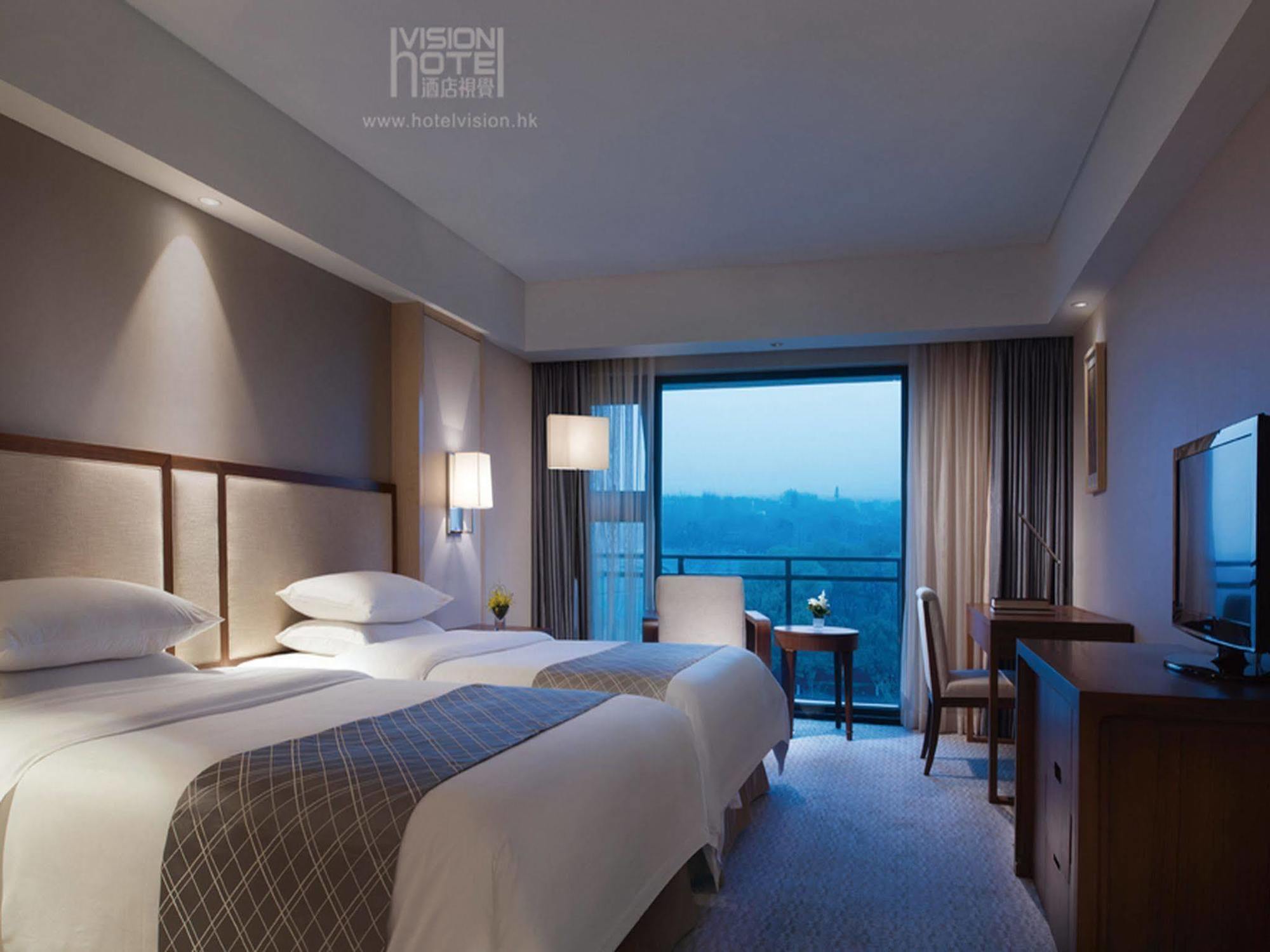 Jinling Riverside Hotel Nanjing  Exterior photo